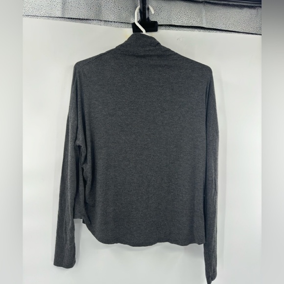 Aritzia Babaton grey turtleneck sweater top size S - Picture 7 of 7